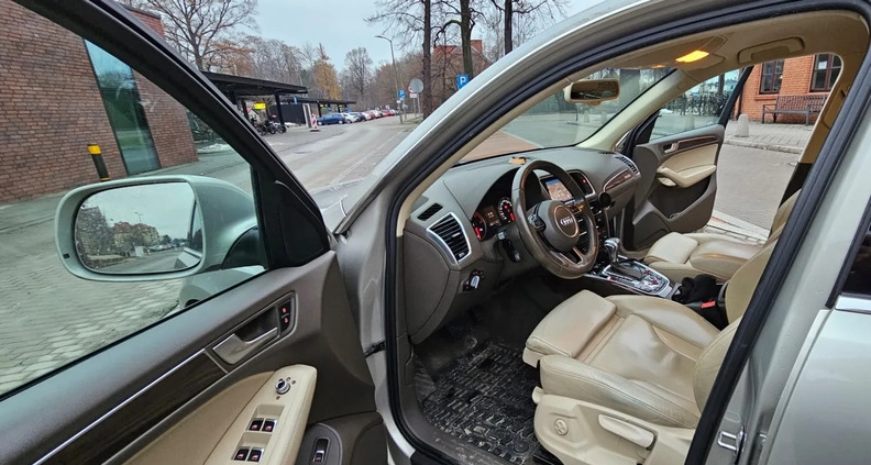 Audi Q5 cena 50000 przebieg: 305000, rok produkcji 2012 z Leśna małe 92